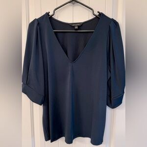 Banana Republic medium women’s blue short sleeve blouse